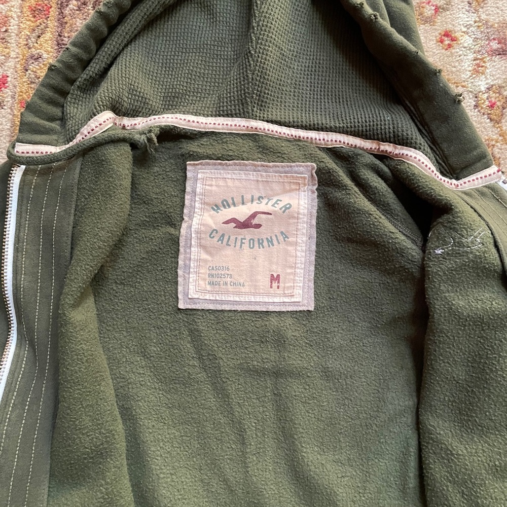 Hollister, olive green hoodie sweatshirt, heavy, M - Picture 3 of 6